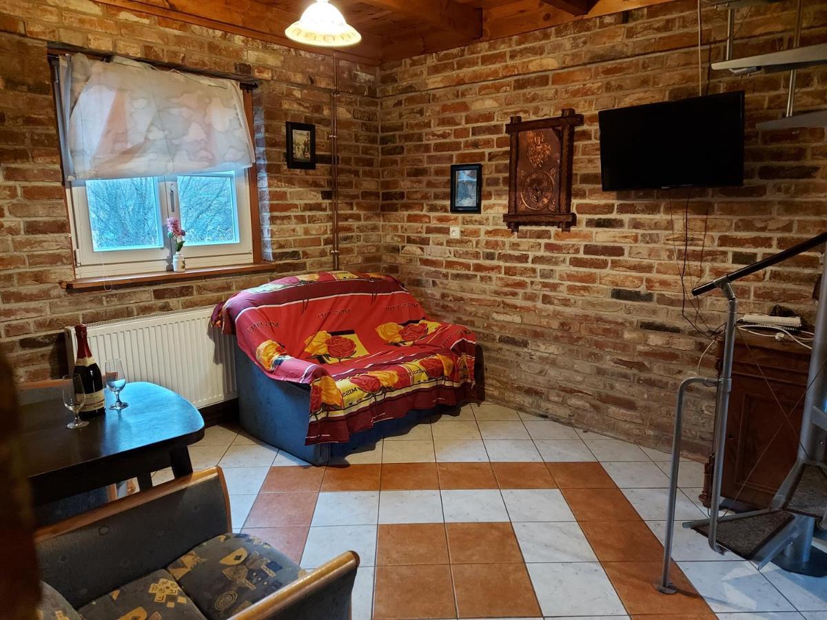 Na Pograniczu Domek W Gorach Lasowka Exteriér fotografie