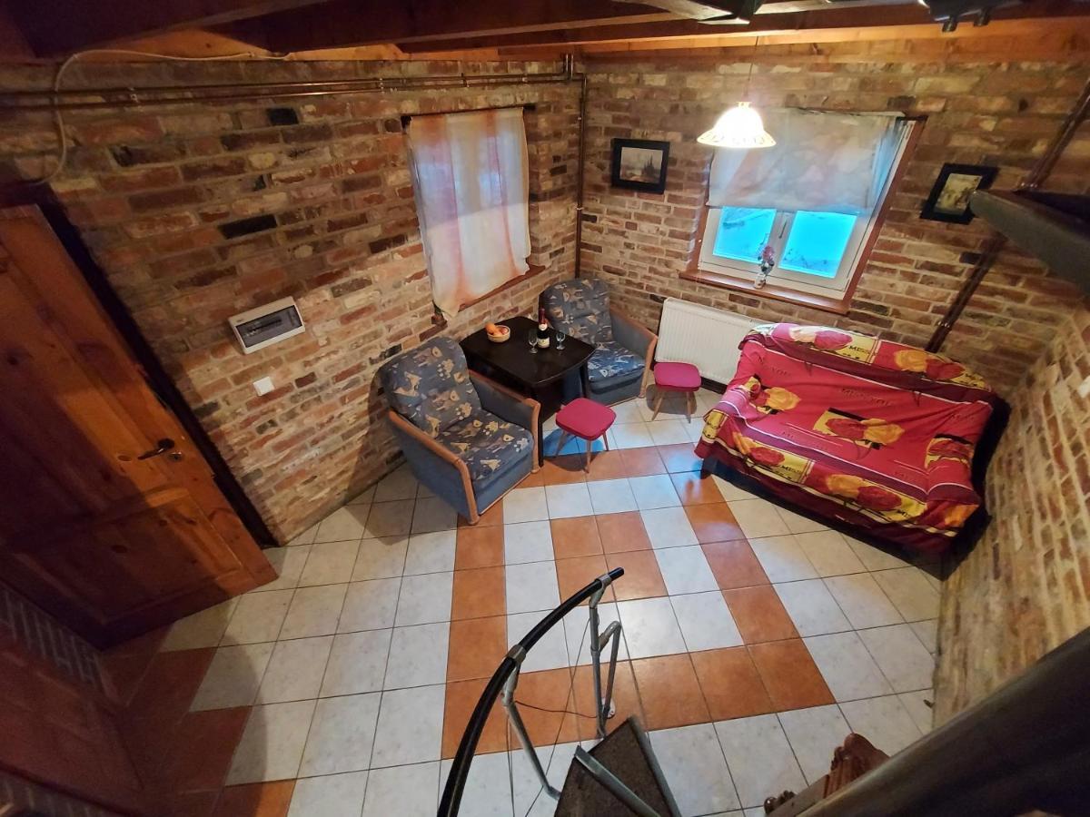 Na Pograniczu Domek W Gorach Lasowka Exteriér fotografie